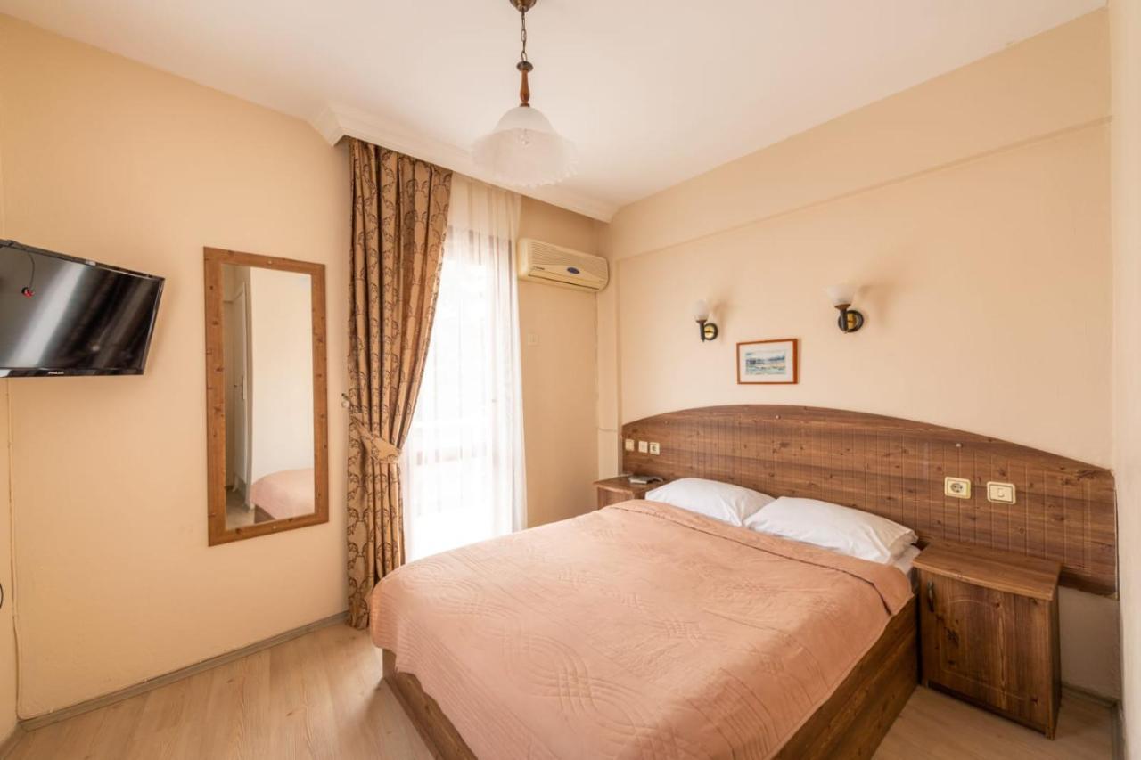 Limon Otel Foça Luaran gambar